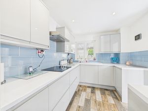 Kitchen- click for photo gallery